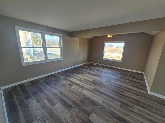 4311 E Wonder Lake Road, Wonder Lake, IL 60097