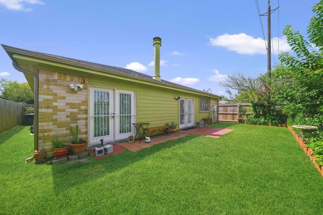 10723 Emery Drive, Houston, TX 77099
