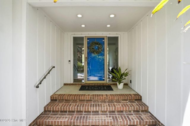 105 Braxlo Lane, Wilmington, NC 28409