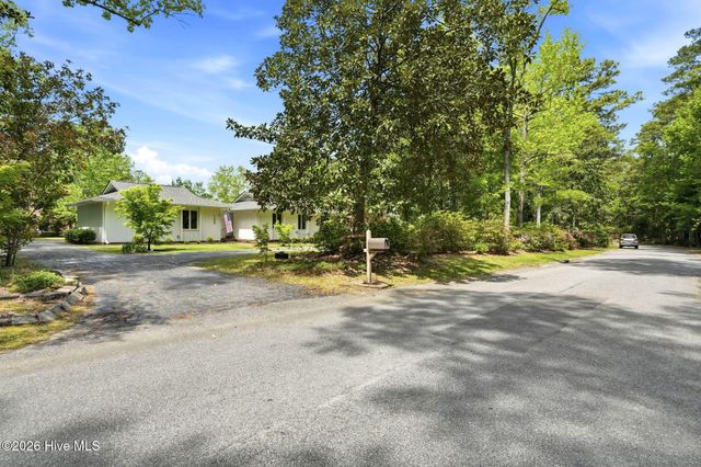 105 Braxlo Lane, Wilmington, NC 28409