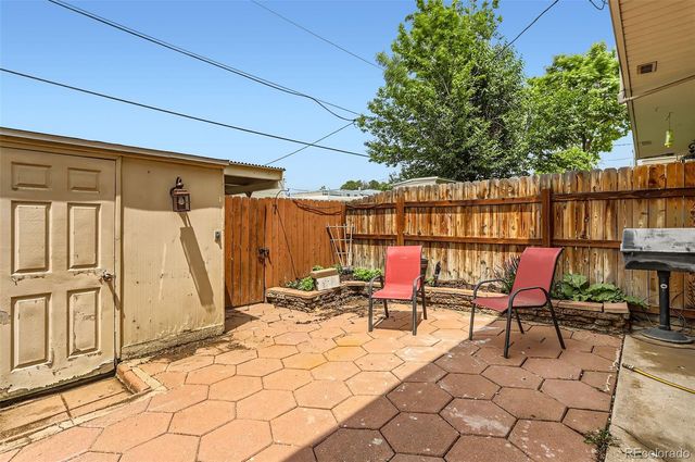 8613 Santa Fe Drive, Thornton, CO 80260