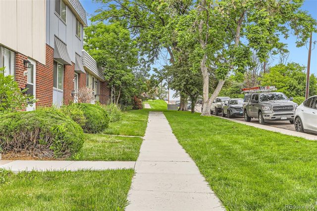 8613 Santa Fe Drive, Thornton, CO 80260