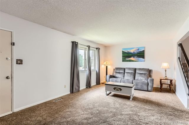 8613 Santa Fe Drive, Thornton, CO 80260