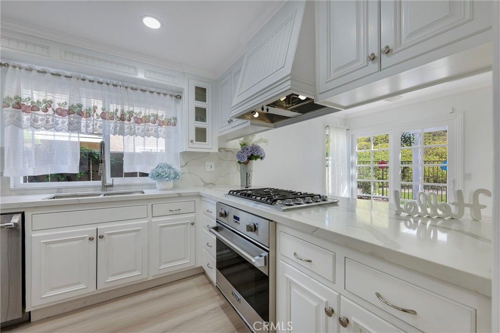 810 S Sapphire, Anaheim, CA 92807 — photo 5