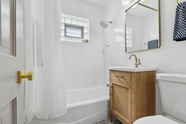 600 8th Avenue, La Grange, IL 60525