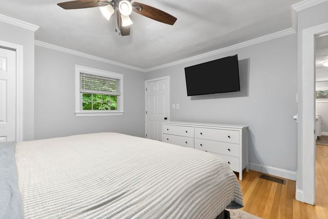 55 Old Ferry Rd, Haverhill, MA 01830