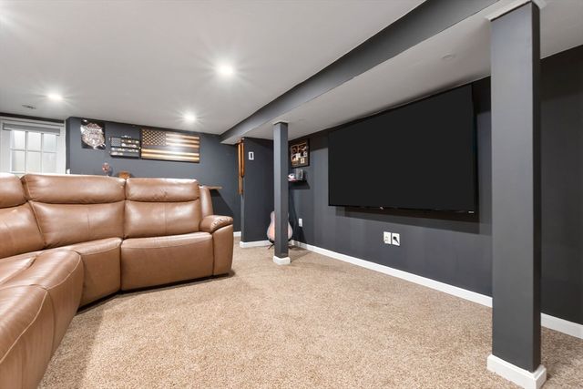 55 Old Ferry Rd, Haverhill, MA 01830