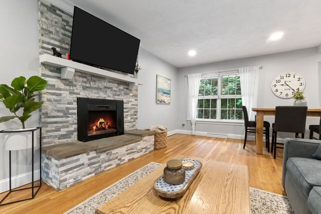 55 Old Ferry Rd, Haverhill, MA 01830