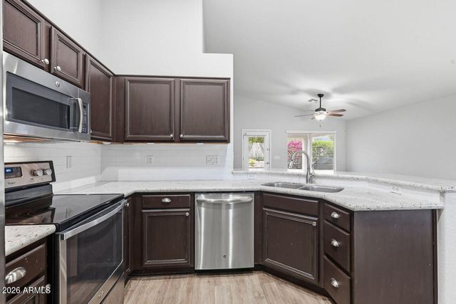 8222 W BEHREND Drive, Peoria, AZ 85382