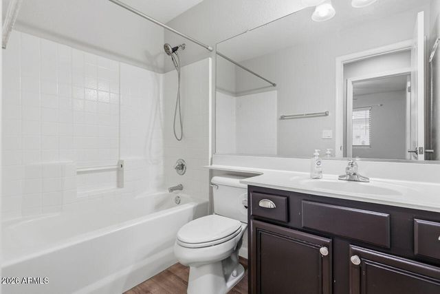 8222 W BEHREND Drive, Peoria, AZ 85382