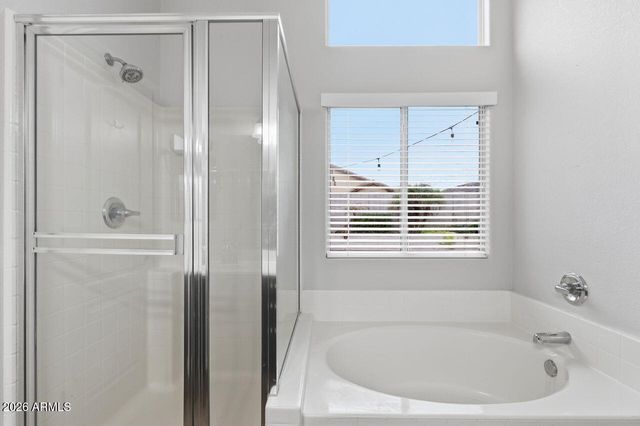 8222 W BEHREND Drive, Peoria, AZ 85382