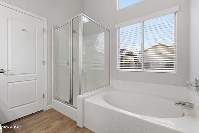 8222 W BEHREND Drive, Peoria, AZ 85382