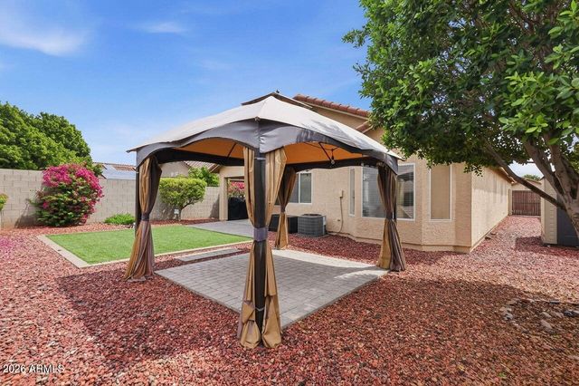 8222 W BEHREND Drive, Peoria, AZ 85382