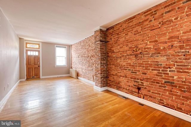 809 S GLOVER ST, Baltimore, MD 21224