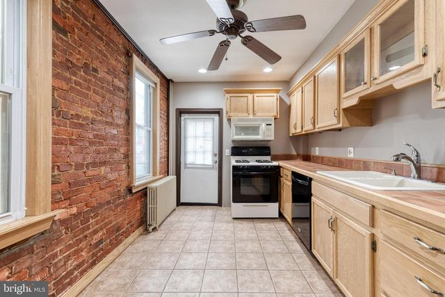 809 S GLOVER ST, Baltimore, MD 21224