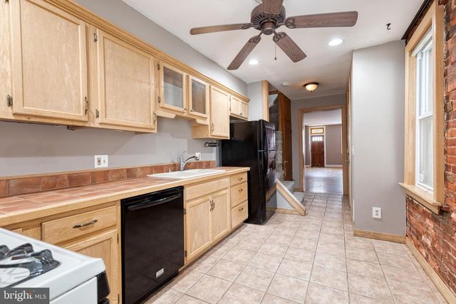 809 S GLOVER ST, Baltimore, MD 21224