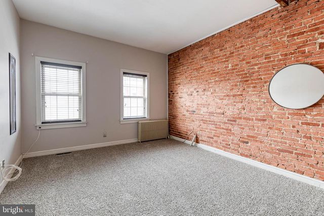 809 S GLOVER ST, Baltimore, MD 21224