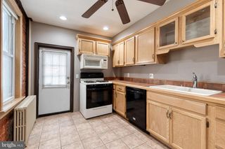 809 S GLOVER ST, Baltimore, MD 21224