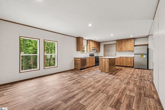 407 Cedar Ridge Drive, Liberty, SC 29657