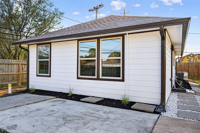 6621 Jason Street 1, Houston, TX 77074