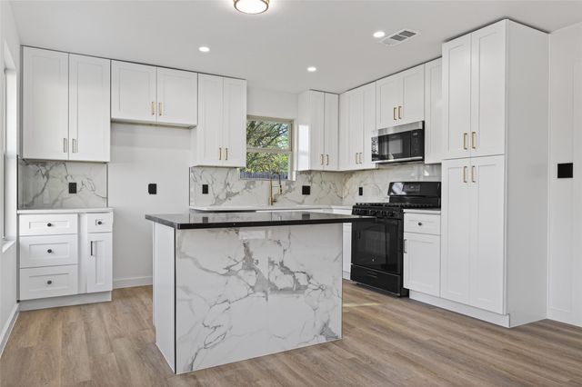 6621 Jason Street 1, Houston, TX 77074