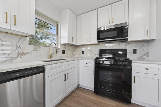 6621 Jason Street 1, Houston, TX 77074