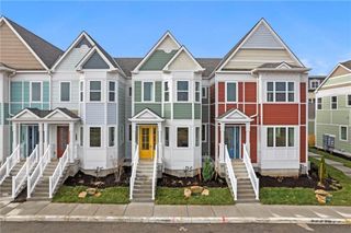 452 SW Brummel Road, Lee's Summit, MO 64081