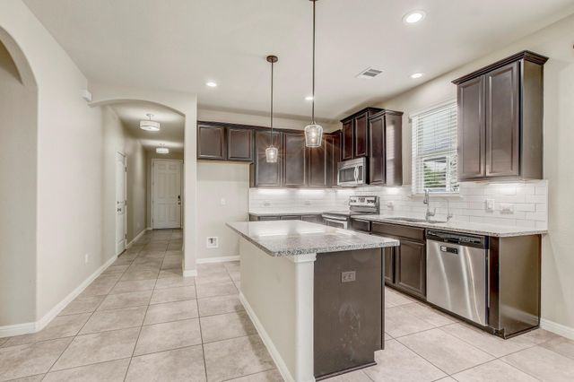 356 Quarry LN, Liberty Hill, TX 78642