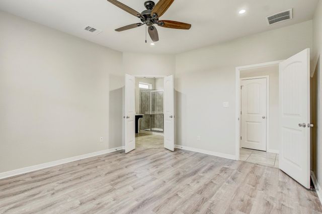 356 Quarry LN, Liberty Hill, TX 78642
