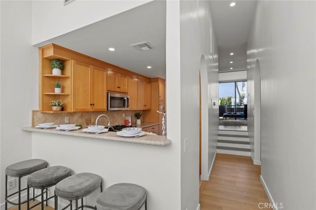 484 E California 8, Pasadena, CA 91106