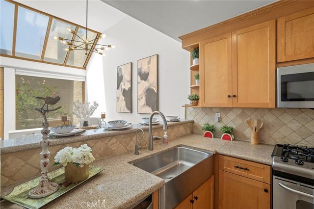 484 E California 8, Pasadena, CA 91106