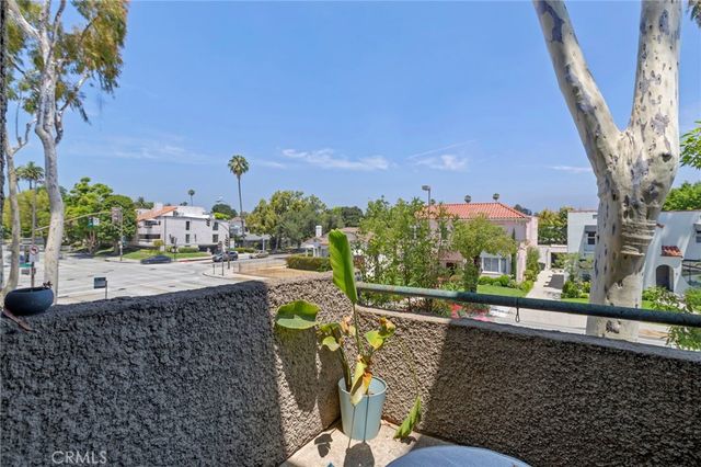 484 E California 8, Pasadena, CA 91106