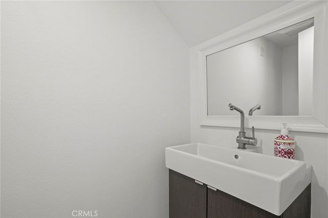 484 E California 8, Pasadena, CA 91106