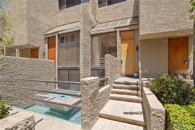 484 E California 8, Pasadena, CA 91106