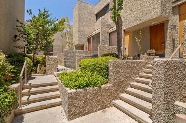 484 E California 8, Pasadena, CA 91106