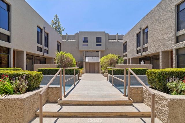 484 E California 8, Pasadena, CA 91106