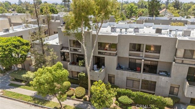 484 E California 8, Pasadena, CA 91106