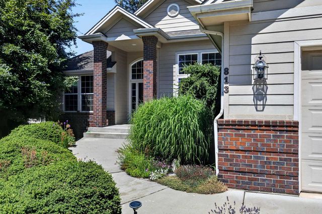 813 E Golden Rd, Spokane, WA 99208