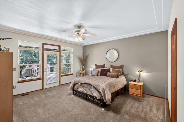 813 E Golden Rd, Spokane, WA 99208
