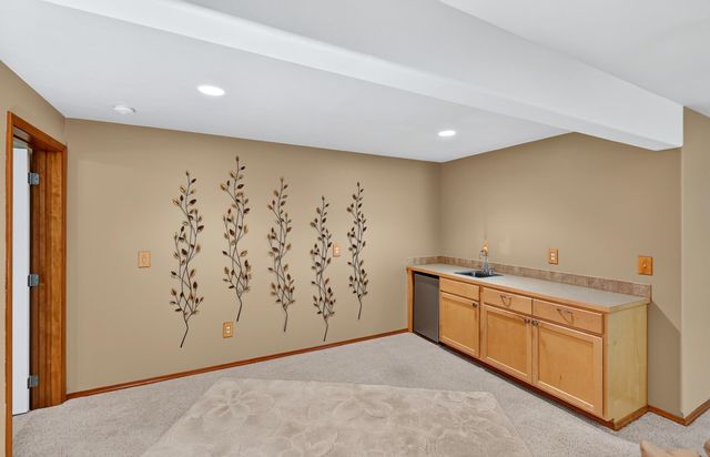 813 E Golden Rd, Spokane, WA 99208