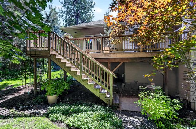 813 E Golden Rd, Spokane, WA 99208