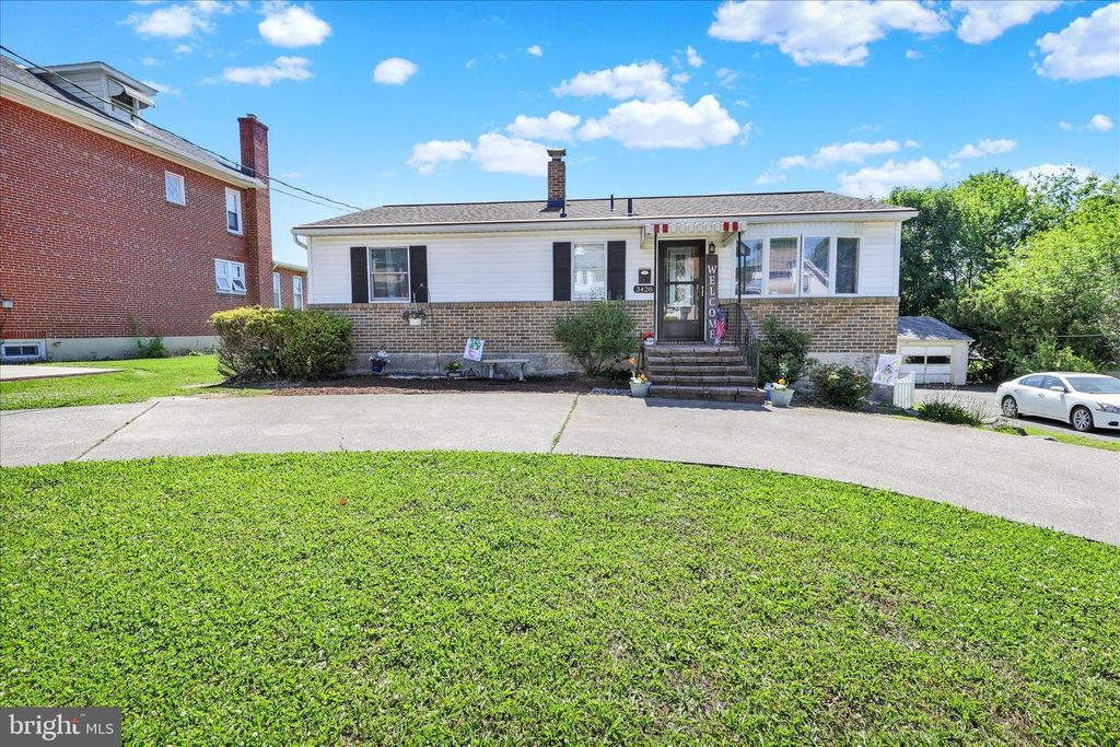 3428 RAYMOND ST, Reading, PA 19605