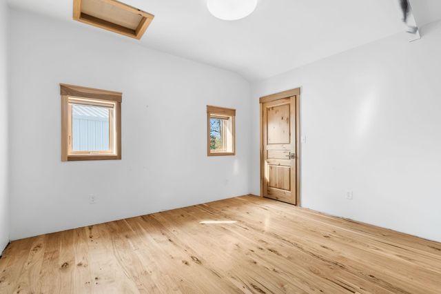 1925 Hills Road, Carmine, TX 78932