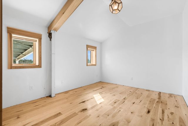 1925 Hills Road, Carmine, TX 78932