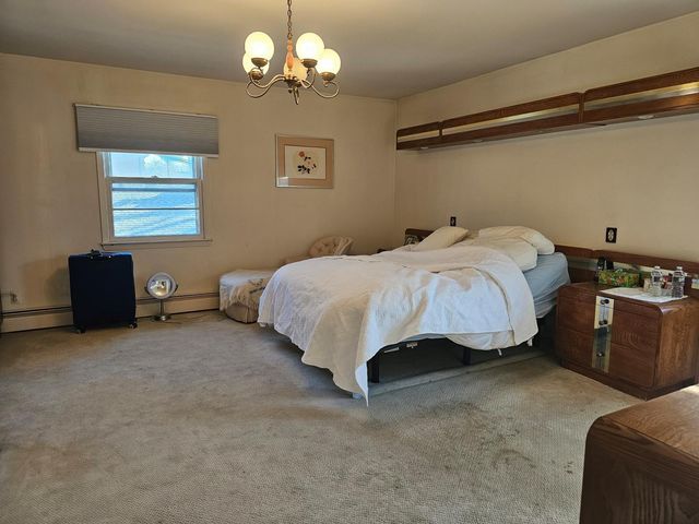 79-06 214 Street, Oakland Gardens, NY 11364