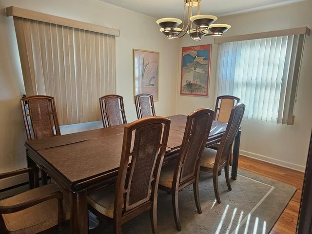 79-06 214 Street, Oakland Gardens, NY 11364