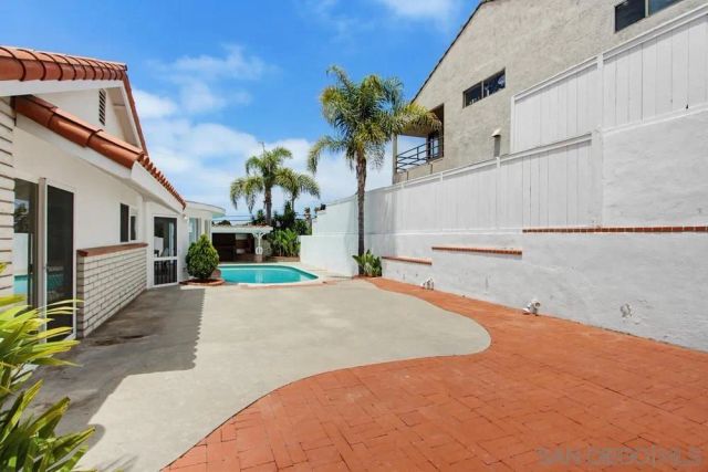 308 Leeann Ln, Encinitas, CA 92024
