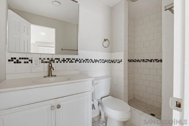 308 Leeann Ln, Encinitas, CA 92024