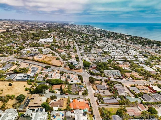 308 Leeann Ln, Encinitas, CA 92024