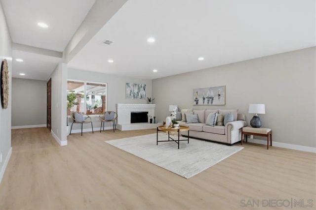 308 Leeann Ln, Encinitas, CA 92024